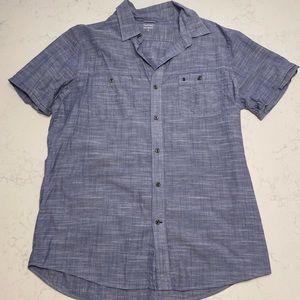 IZOD saltwater wash short sleeve button down